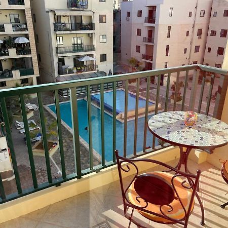 Beautiful Central Apartment With Pool St. Paul's Bay Exterior foto