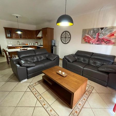 Beautiful Central Apartment With Pool St. Paul's Bay Exterior foto
