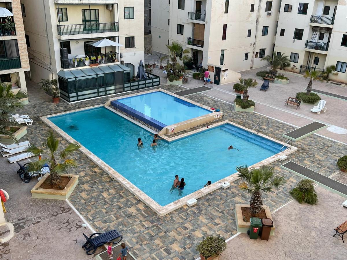 Beautiful Central Apartment With Pool St. Paul's Bay Exterior foto